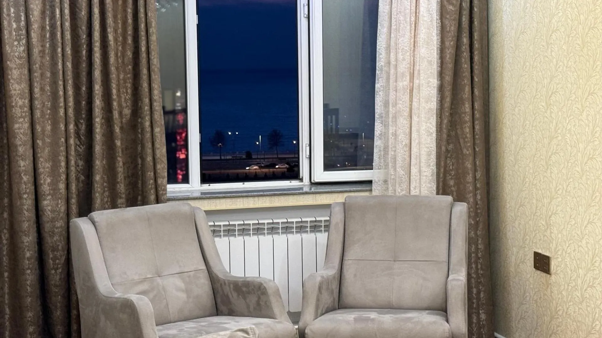Sea View Apartment By Baku Housing