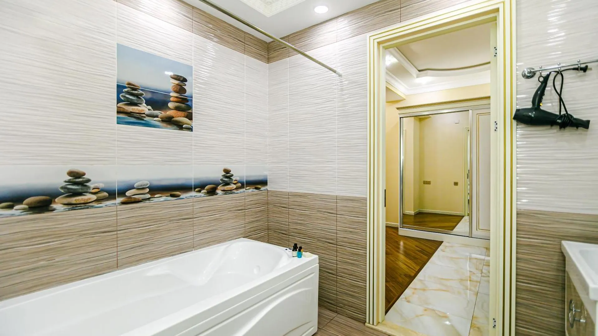 Sea View Apartment By Baku Housing 0*,  アゼルバイジャン